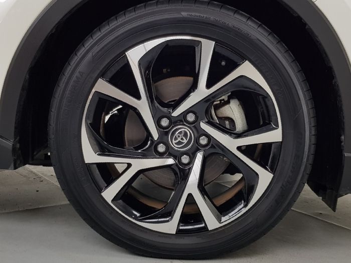 Toyota C-HR 2019