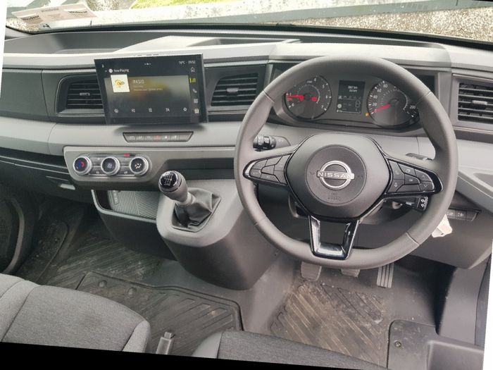 Nissan Interstar 2026