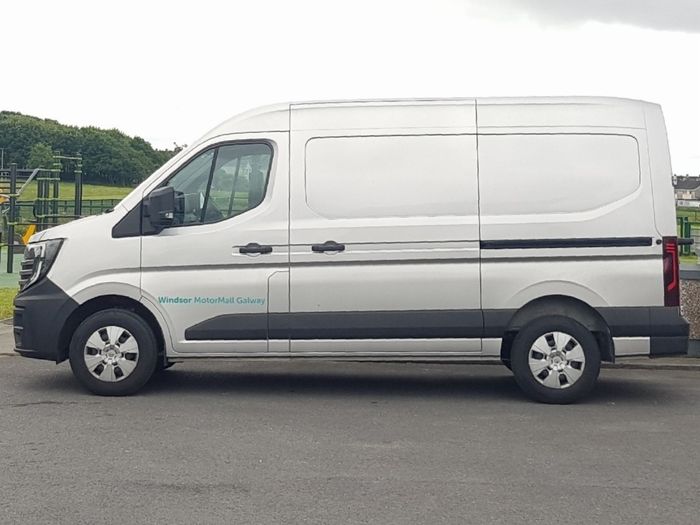 Nissan Interstar 2026