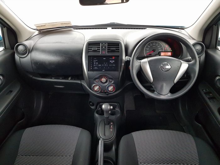Nissan March 2021