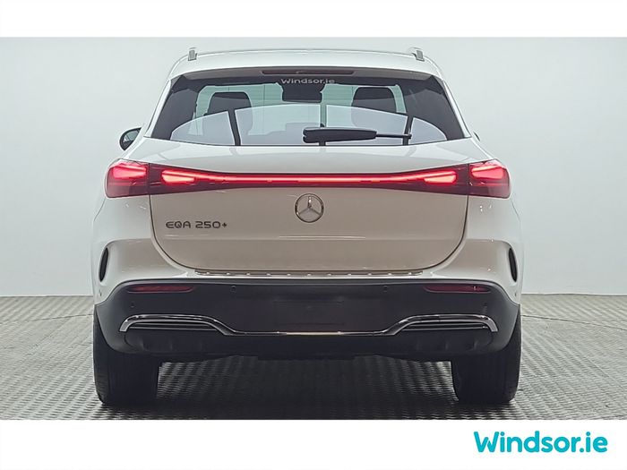 Mercedes-Benz EQA 2024