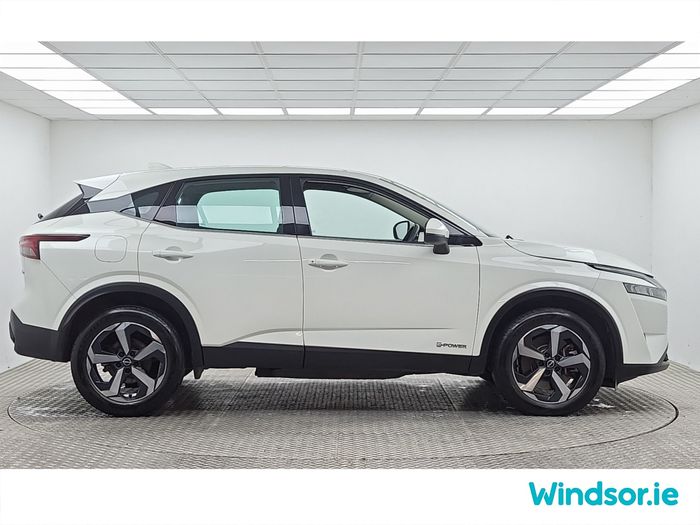 Nissan QASHQAI 2024