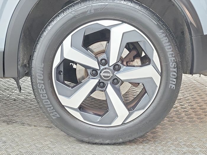 Nissan QASHQAI 2024
