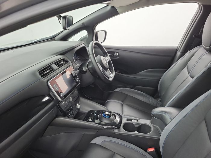Nissan Leaf 2024