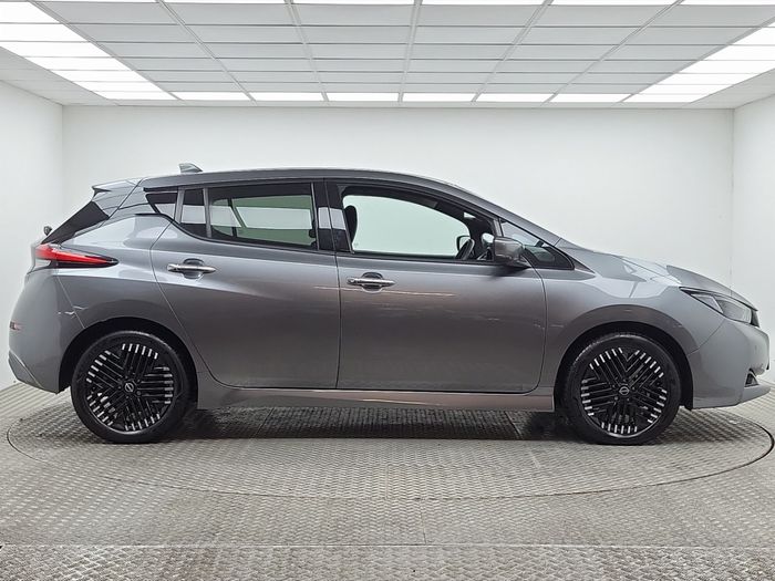 Nissan Leaf 2024