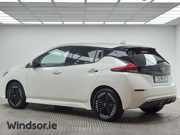 Nissan Leaf 2025