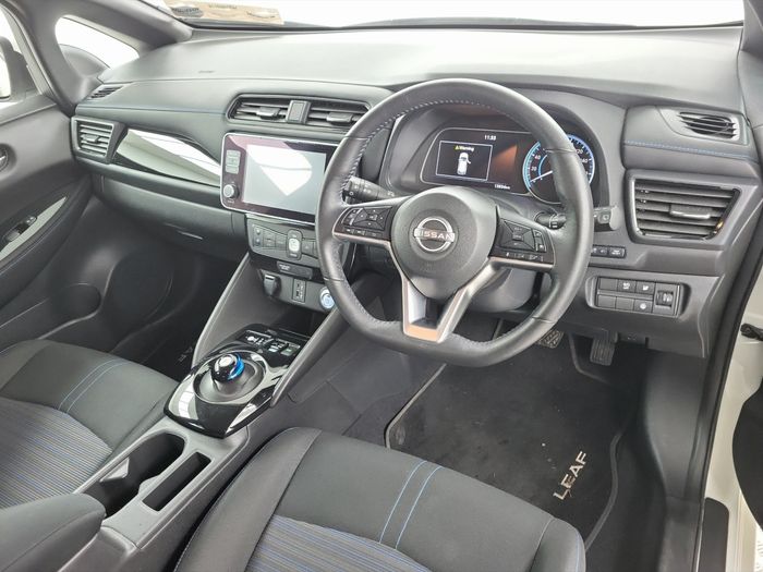 Nissan Leaf 2025
