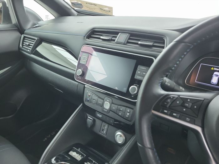Nissan Leaf 2025