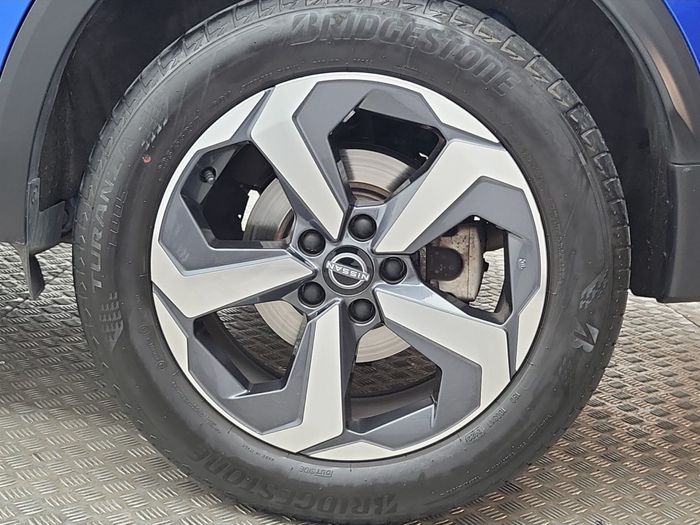 Nissan QASHQAI 2024