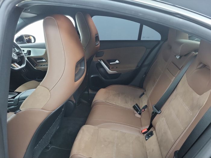 Mercedes-Benz CLA 2025