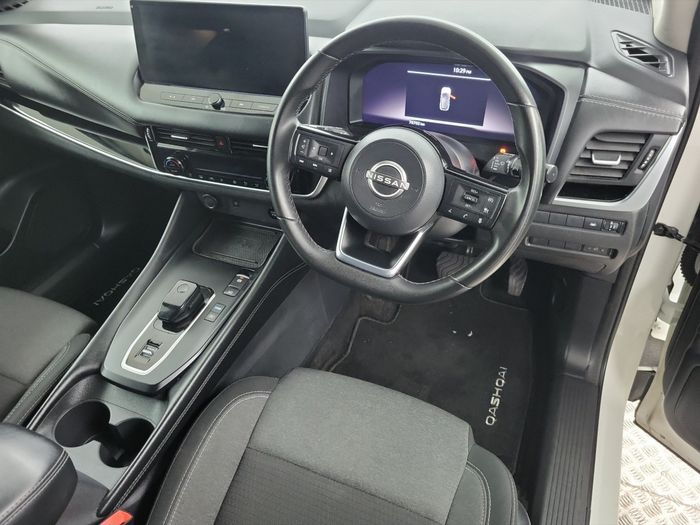 Nissan QASHQAI 2024