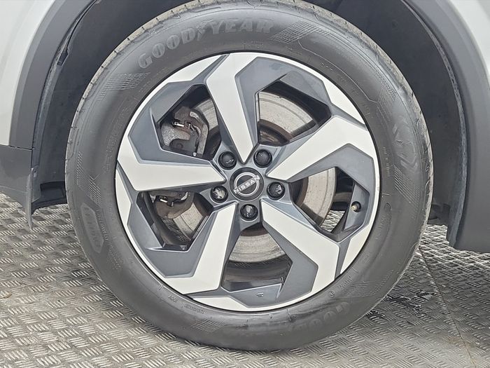 Nissan QASHQAI 2024