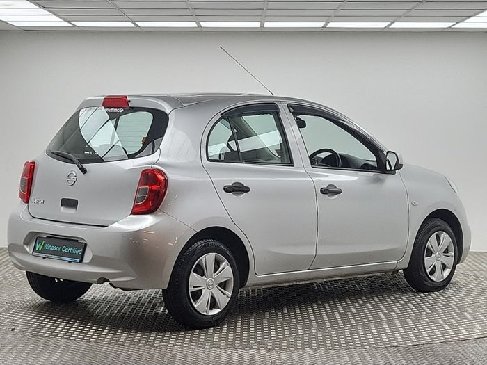 Nissan March 2022
