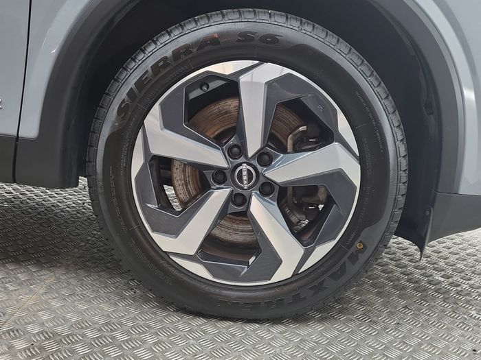 Nissan QASHQAI 2024