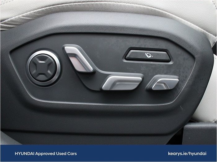 Hyundai Santa Fe 2025