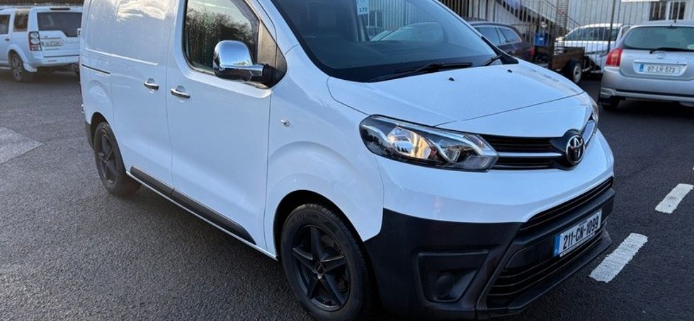 Toyota Proace 2021