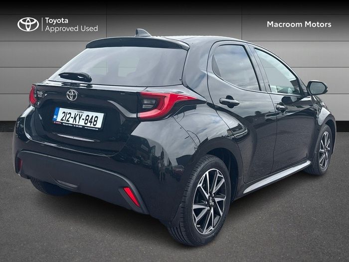 Toyota Yaris 2021