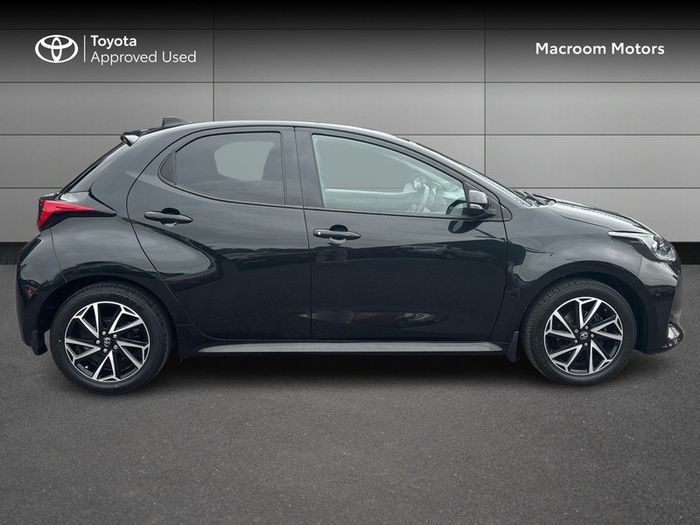 Toyota Yaris 2021