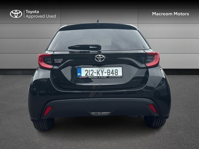 Toyota Yaris 2021