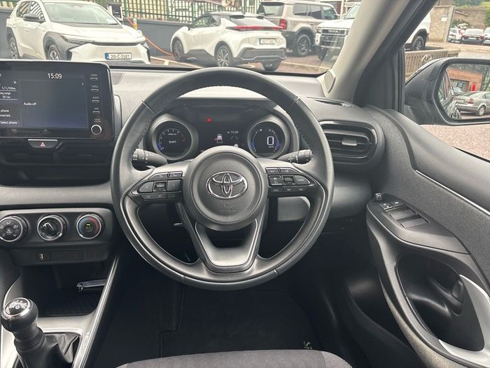 Toyota Yaris 2021