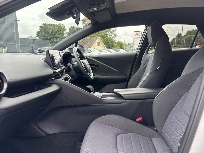 Toyota C-HR 2025