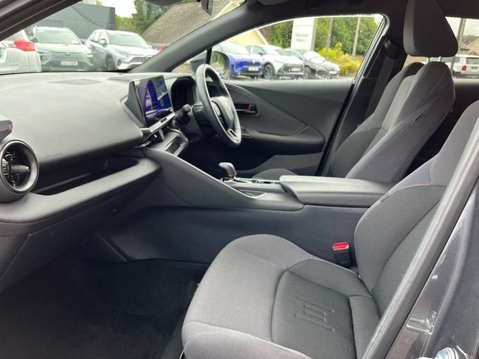 Toyota C-HR 2025