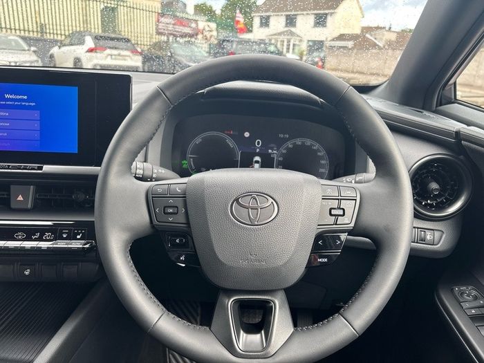 Toyota C-HR 2025