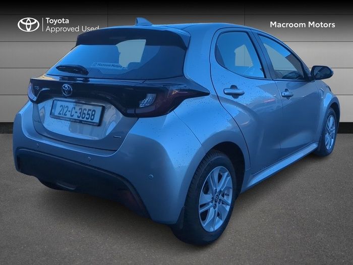 Toyota Yaris 2021