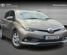 Toyota Auris 2015