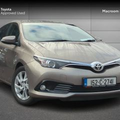 Toyota Auris 2015