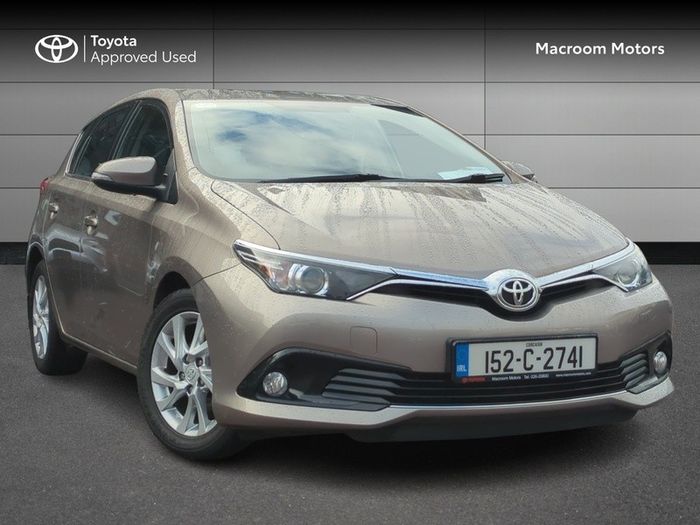 Toyota Auris 2015