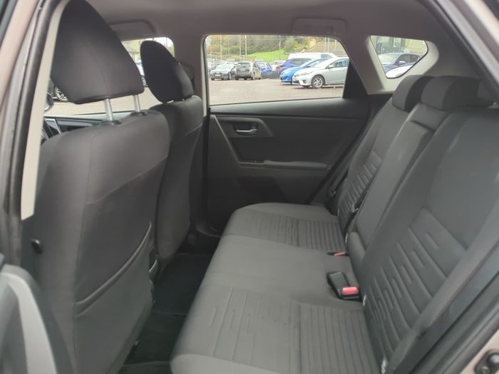 Toyota Auris 2015