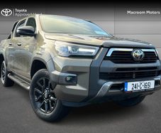 Toyota HiLux 2024