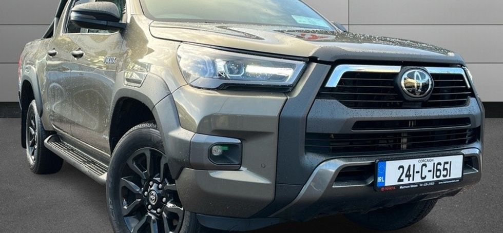 Toyota HiLux 2024