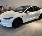 Tesla Model 3 2025