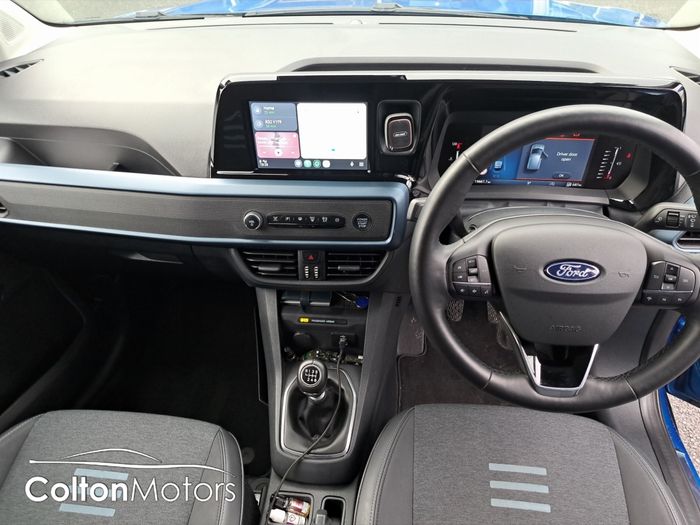 Ford TRANSIT COURIER 2025