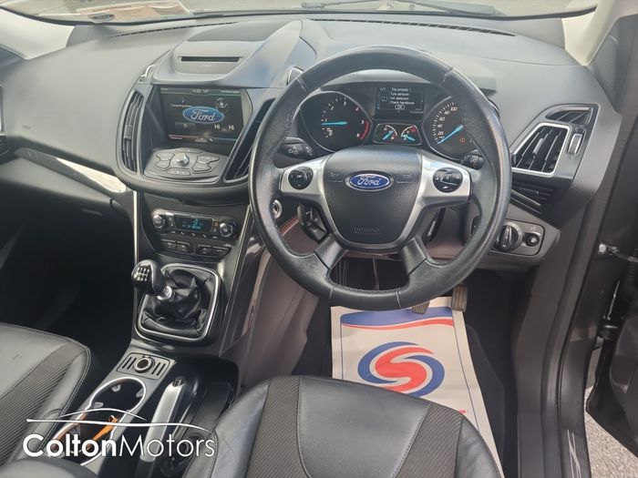Ford Kuga 2016