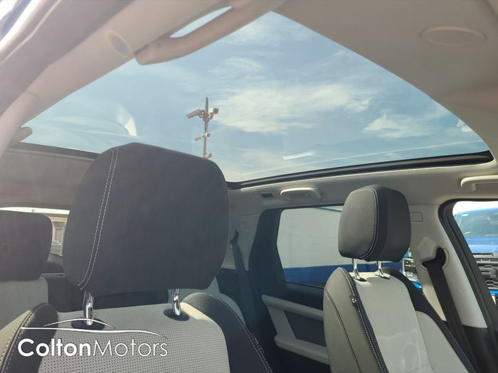 Land Rover Discovery Sport 2023