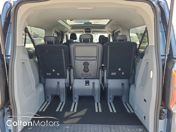 Ford Tourneo Custom 2025