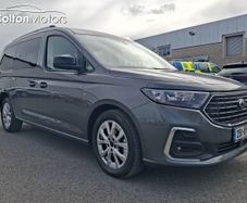 Ford TOURNEO CONNECT 2025
