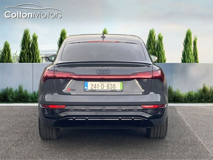 Audi Q8 2024