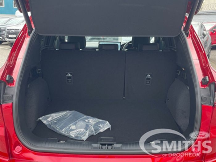 Ford Kuga 2025