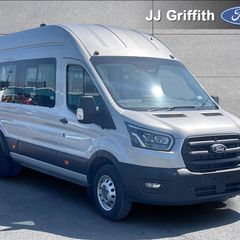 Ford Transit Minibus 2025