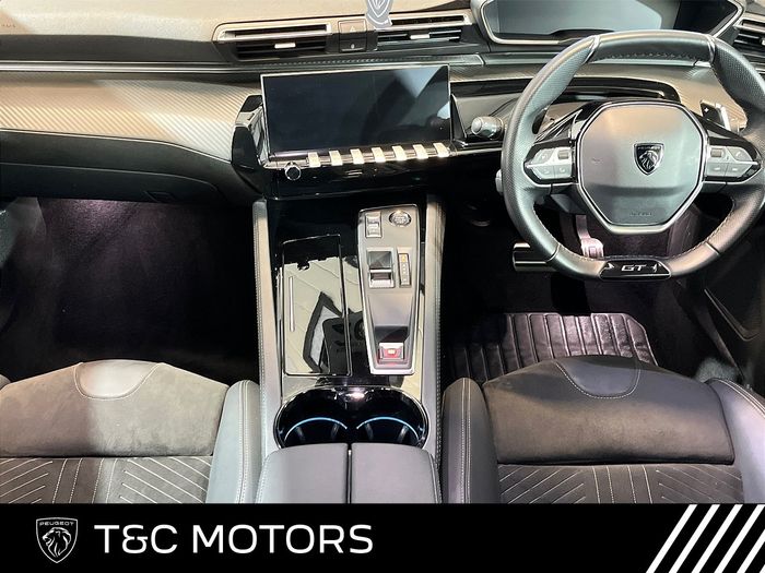 Peugeot 508  2025