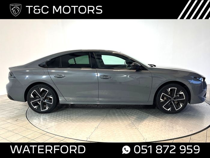 Peugeot 508  2025