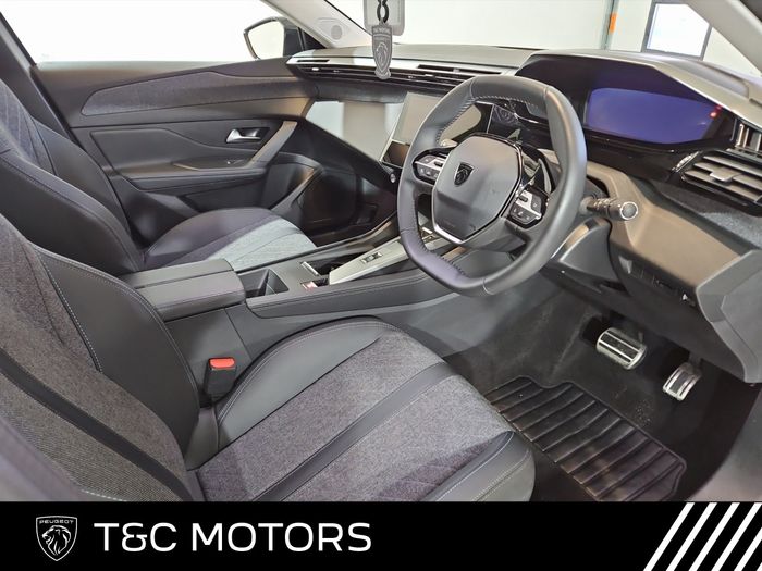 Peugeot 408 2025