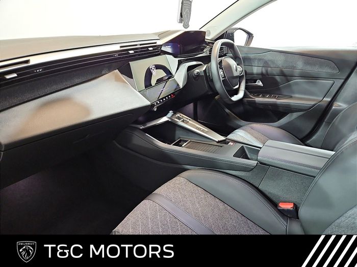 Peugeot 408 2023