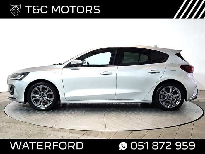 Ford Focus 2023