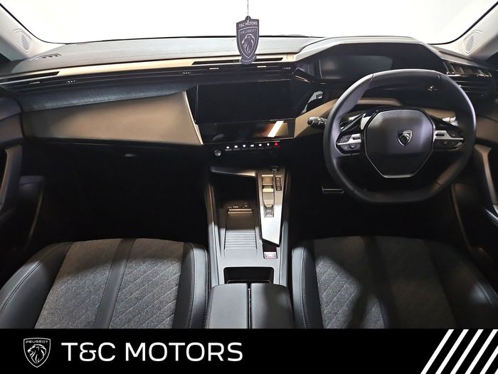 Peugeot 408 2025