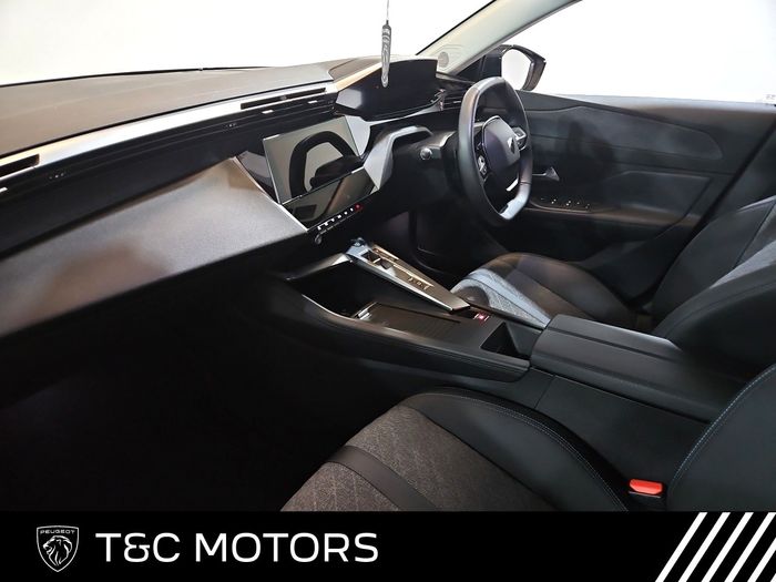 Peugeot 408 2025